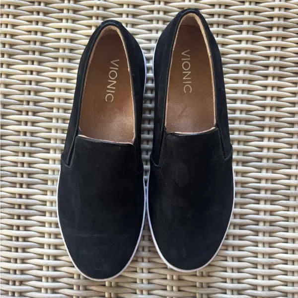 Vionic Black Suede Midi Slip On‎ Sneakers size 7.5 workwear athleisure classic - Image 8
