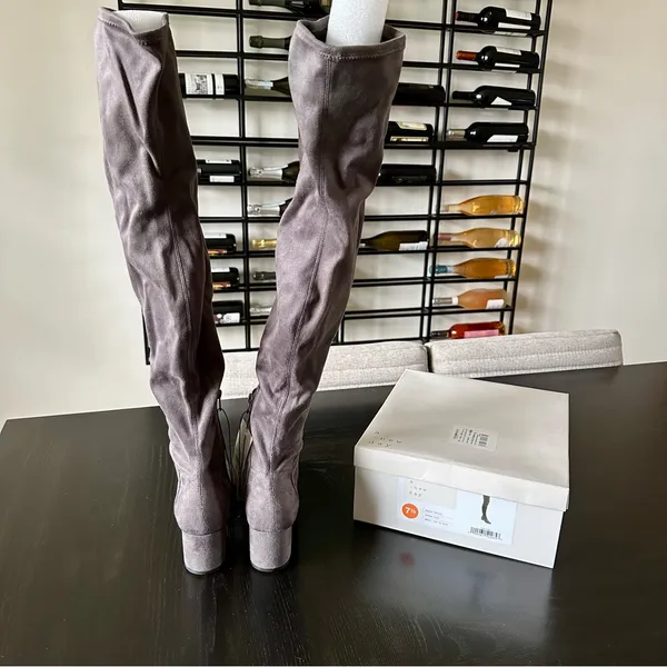 a new day Over-the-Knee Boots in Grey - Image 5