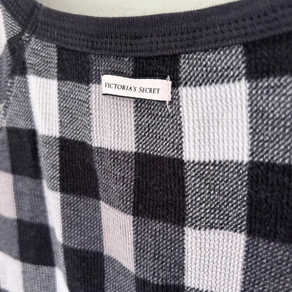 Victoria's Secret Size Medium Plaid Round Neck Long Sleeve Pajama Top Sleepwear - Image 7
