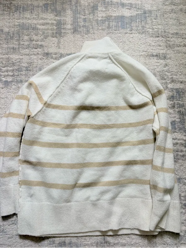 NWT aerie Women's Cream & Tan Striped V-Neck Sweater - Image 2
