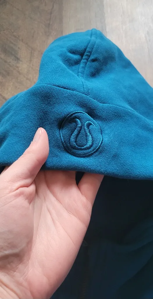Lululemon Scuba Hoodie - Image 4