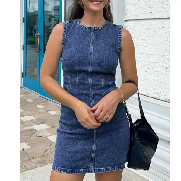 NWT Women’s Sleeveless‎ Bodycon Denim Mini Dress Medium - Image 2