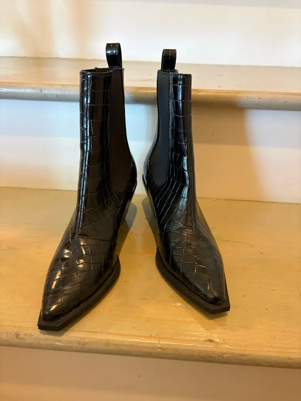 & Other Stories Black boots - Image 2