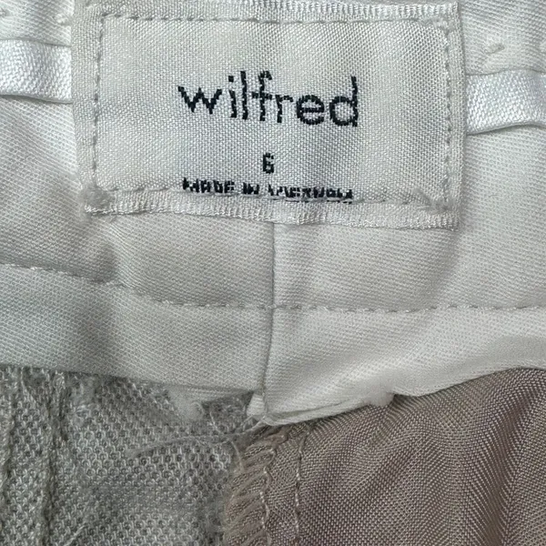 Wilfred Women's Beige Linen Blend Shorts Size 6 Flat Front Casual Chic‎ - Image 3