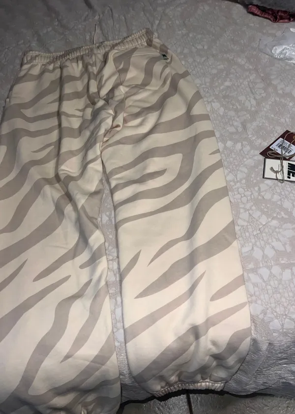 Mitchell & Ness Joggers - Image 6