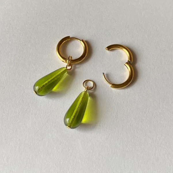 Handmade dark olive color teardrop Czech glass simple minimalist hoop earrings💚🫒2WAY✨ - Image 6