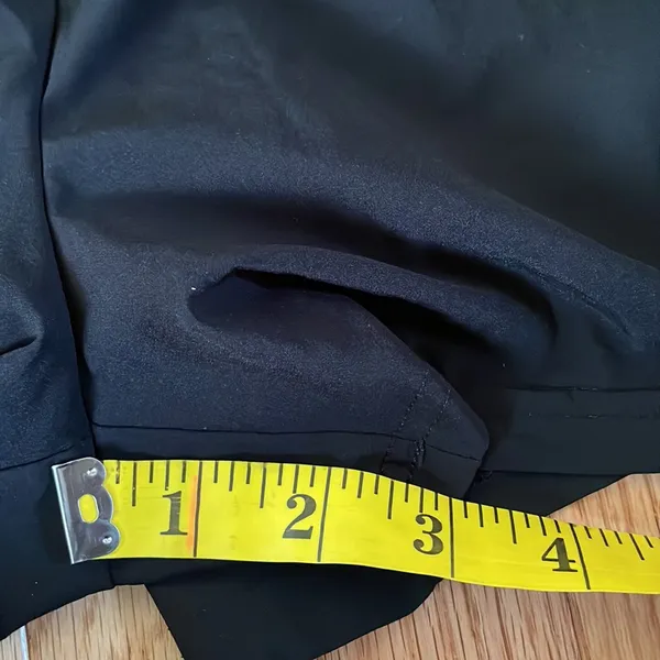 Fabletics Shorts Womens Large Black Pull On Lightweight Running Workout Gym - Image 6