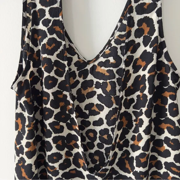 Show Me Your Mumu animal print cut out Halter neck Sheath Dress mini leopard EUC - Image 5