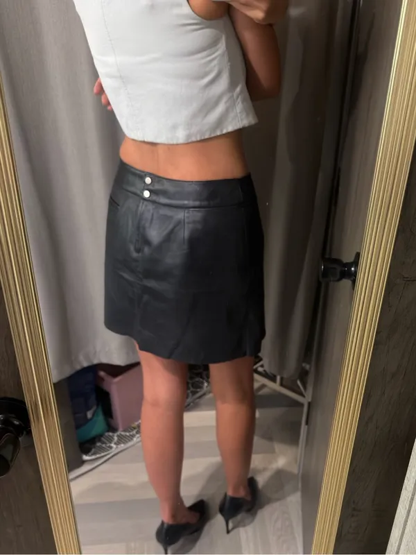 Express Y2K Vintage Genuine Leather Low Rise Mini Skirt in Black Size 0 - Image 3