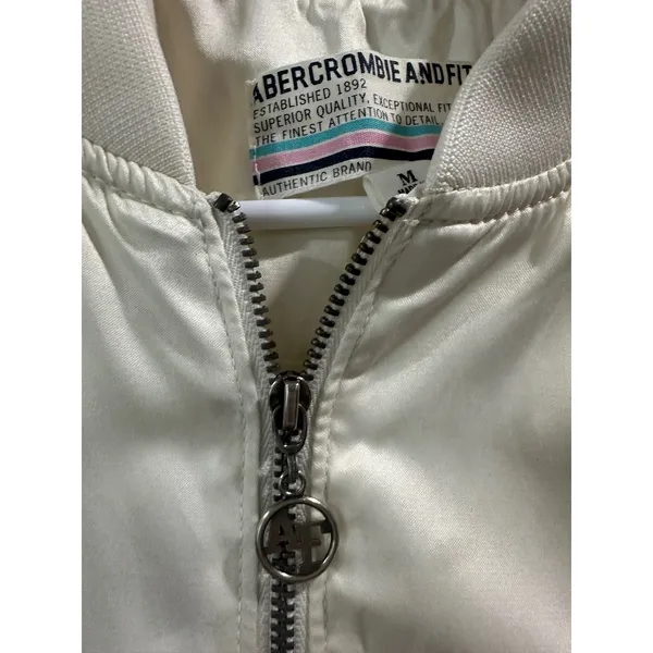 Vintage Abercrombie and Fitch Cream Satin Bomber Jacket Rare Grail Size M - Image 3