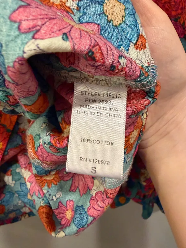 Entro Floral Detail Long Sleeve V-Neck Ruffle Detail Blouse Blue Multi - Image 8