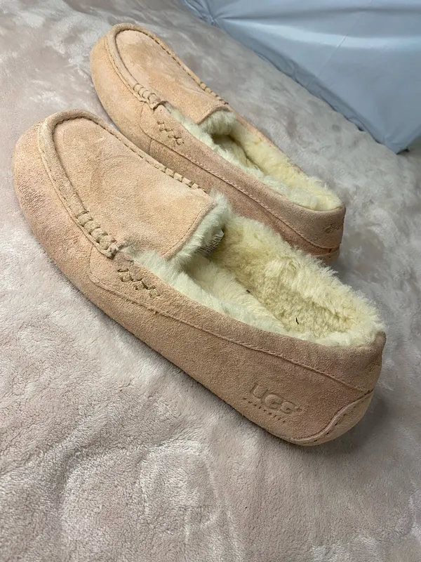 Ugg Australia suede women shoes size 11 - Image 4
