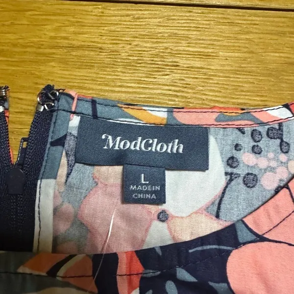 NWT ModCloth floral shift dress large - Image 4