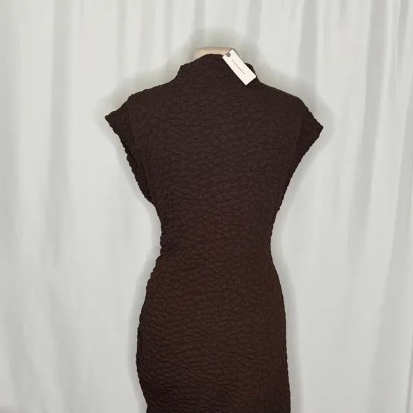 NWT!! ANTHROPOLOGIE Maya Ruched Cowl Neck Textured Midi Dress Chocolate Large - Image 9