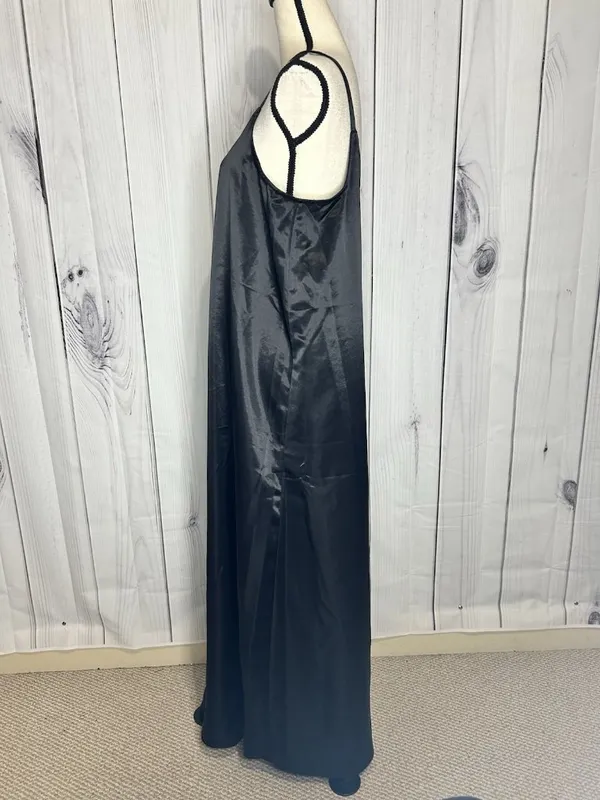 Vince Camuto Black Satin Slip Maxi Dress Sz L V-Neck Strappy Sleeveless - Image 4