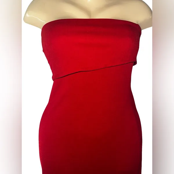 Pretty Little Thing Elegant Red Evening Gown - Image 2