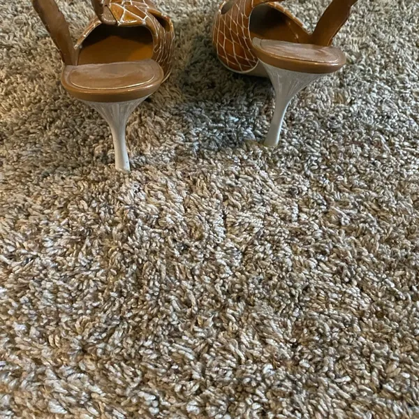 Enzo Angiolini pumps - Image 4