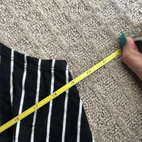 Banana Republic Top‎ Malibu Large L Black White Stripe Sleeveless V-Neck 90s Y2K - Image 7