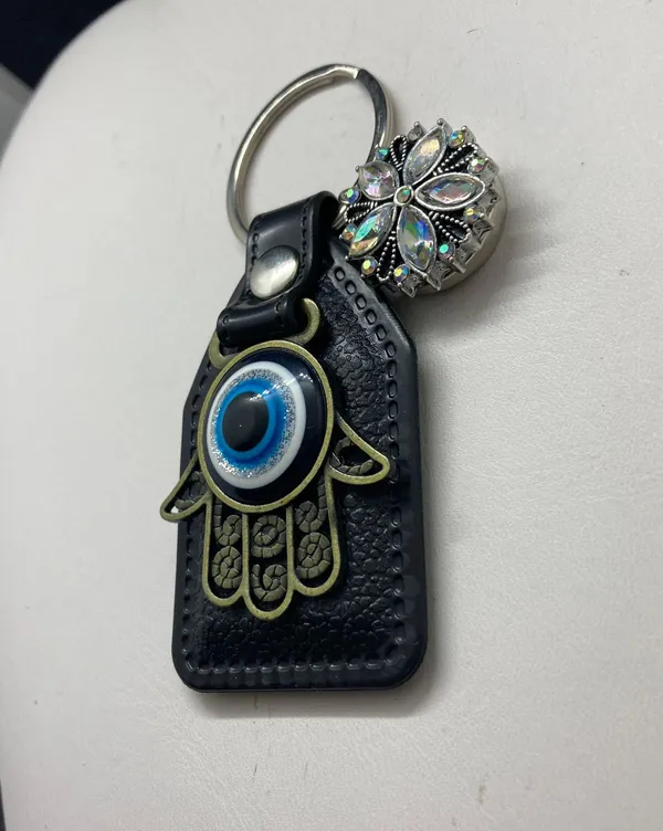 Handmade Hamsa hand evil eye key chain - clear - Image 3