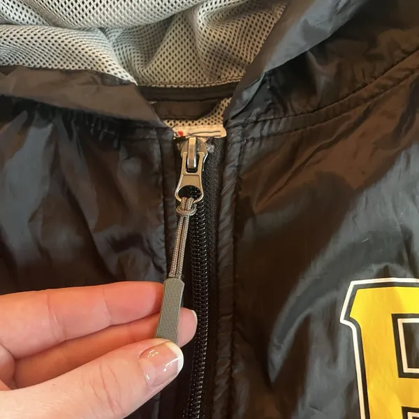 Pittsburgh Pirates Baseball Wind Jacket (Women’s X Large) 4Her By Carl Banks XL - Image 9