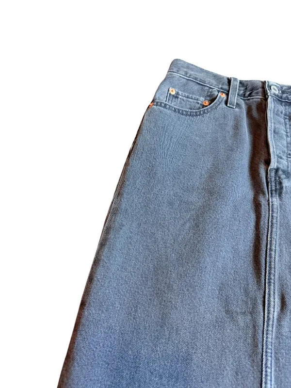 Levi's Grey Denim A Line Maxi Skirt High Slit Five Pocket Size 24 Women's NWT - Image 3
