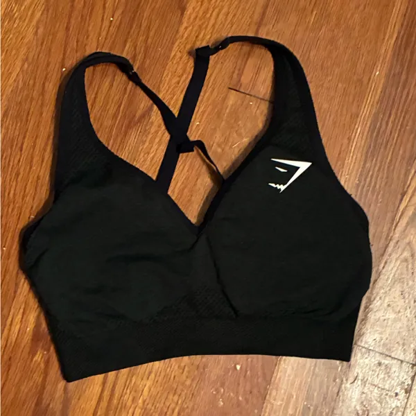 Gymshark Black Seamless Adjustable-Strap Sports Bra - Image 2