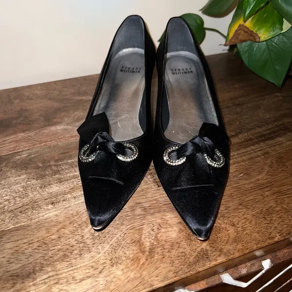 Stuart Weitzman Womens 6.5 Lazo Black Satin Kitten Heel Pointed Toe Shoes Formal - Image 5
