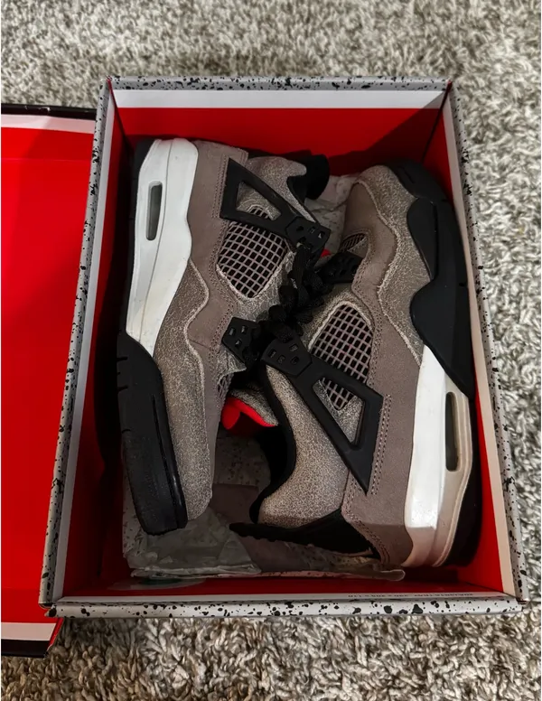 Air Jordan 4 Retro Nike - Image 3