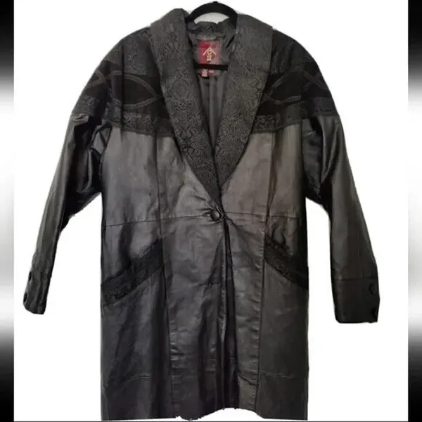 Vintage Black Leather Long Coat Size M petite - Image 3