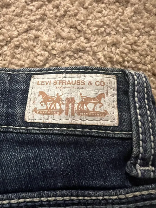 Levi's Dark Blue Rolled Hem Denim Midi Shorts - Image 5