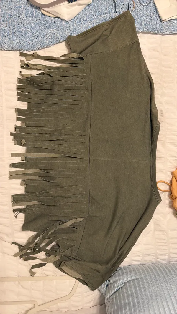 Peach Love Green Top Olive tassels - Image 2
