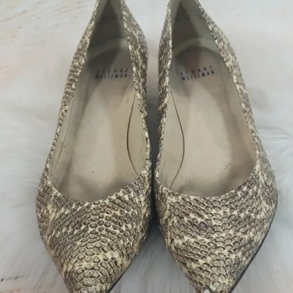 Stuart Weitzman point toe slip on animal snake print kitten heels sz 7 - Image 2