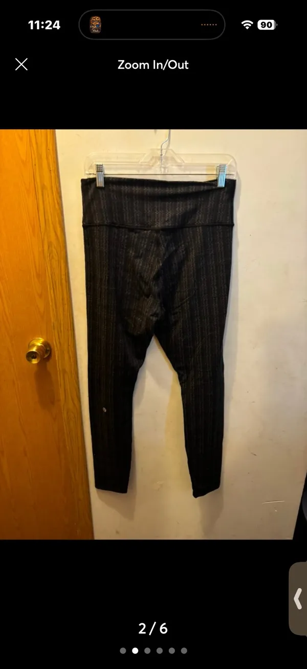 (8) lululemon leggings - Image 2