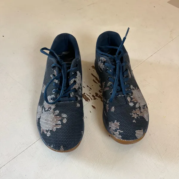 NOBULL- Outwork Sneakers Blue Floral Unisex Size 8 - Image 3