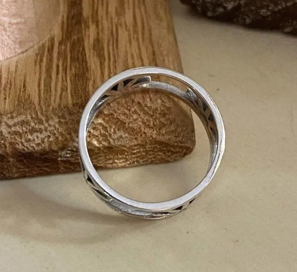 Sunrise Sterling Silver Band Ring Sizes 8,9 - Image 6