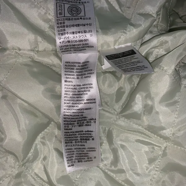 Levi’s Women’s Sherpa Corduroy Trucker Jacket Mint Green 1X - Image 4