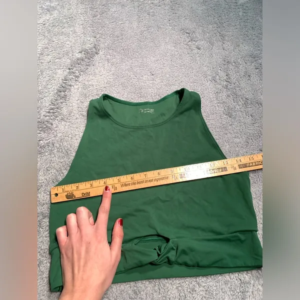 Aerie offline real me xtra Green Women's Tank Top large - Image 7