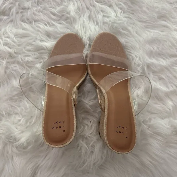 A New Day Ansel Double Band Open Toe Wedge Heels Size 8 - Image 4