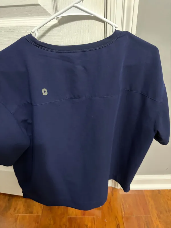 FIGS Scrub Top - Image 4
