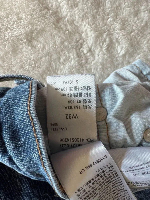 Levi’s Shorts 501 - Image 3