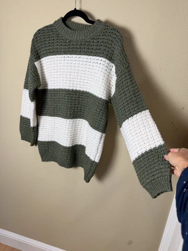 ASOS Design Chunky Knit Striped Sweater Green & White Size Small Oversized - Image 3