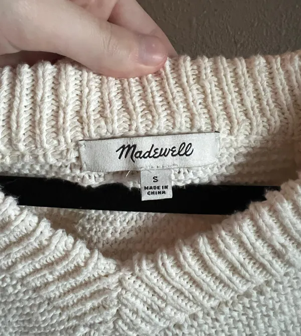 madewell arden v-neck cropped sweater - Image 4