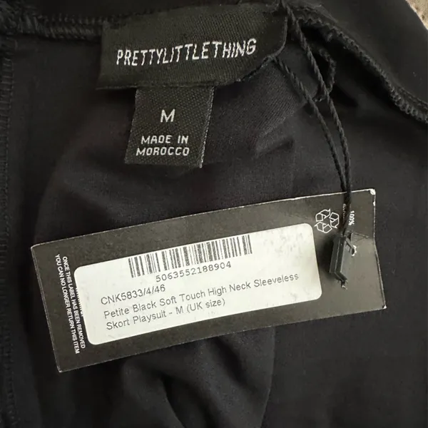 PrettyLittleThing Black Sleeveless Mini Dress - Image 6