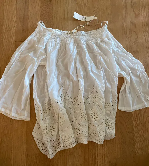Lovestitch Shoulder Top - Image 2