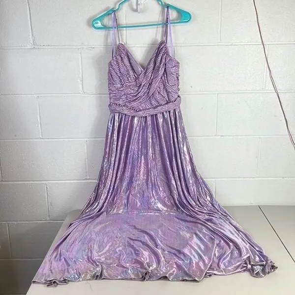 Mac Duggal RTR Ieena Purple Pleated Gown Metallic Strappy Satin iridescent - Image 4