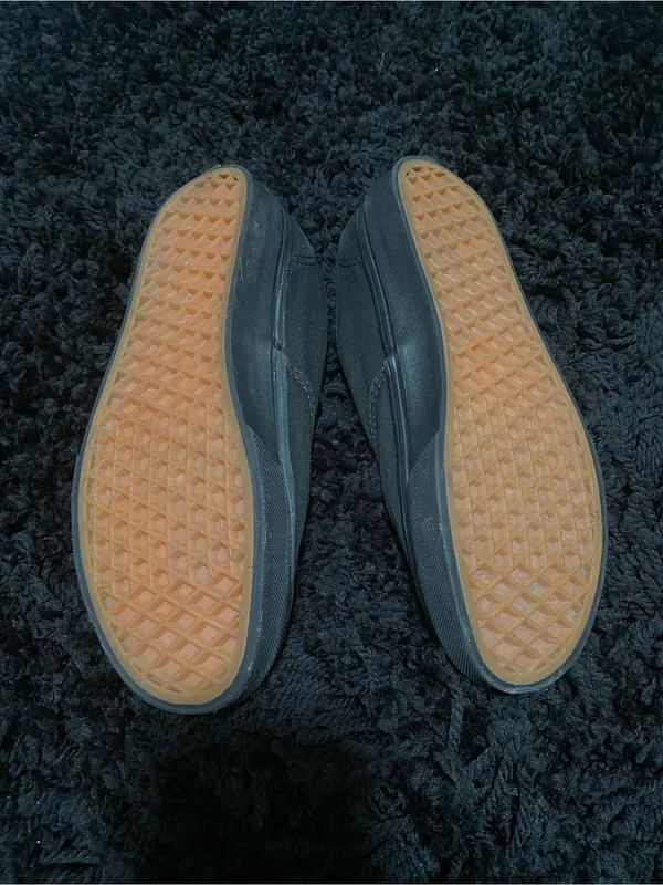 Black Vans Shoes - Image 3