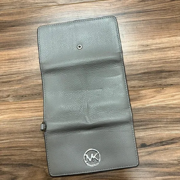 ‎Michael Kors wallet - Image 4