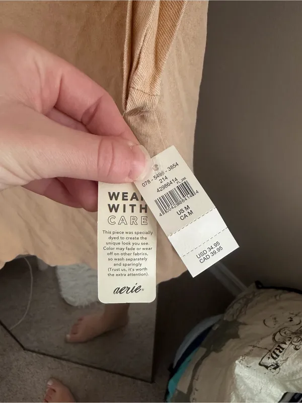 NWT Aerie Sleeveless V-Notch Cotton Tank Top in Beige - Image 4