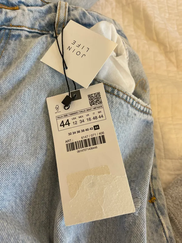 ZARA Super High Rise Wide Leg Jeans - Image 4