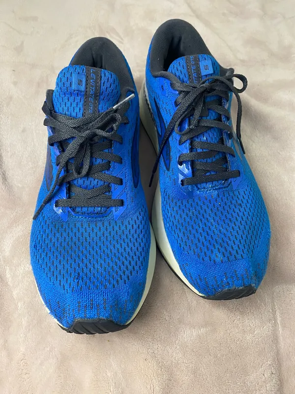 Brooks Levitate GTCS 5 Mens Running Shoes Size 10.5 - Image 2